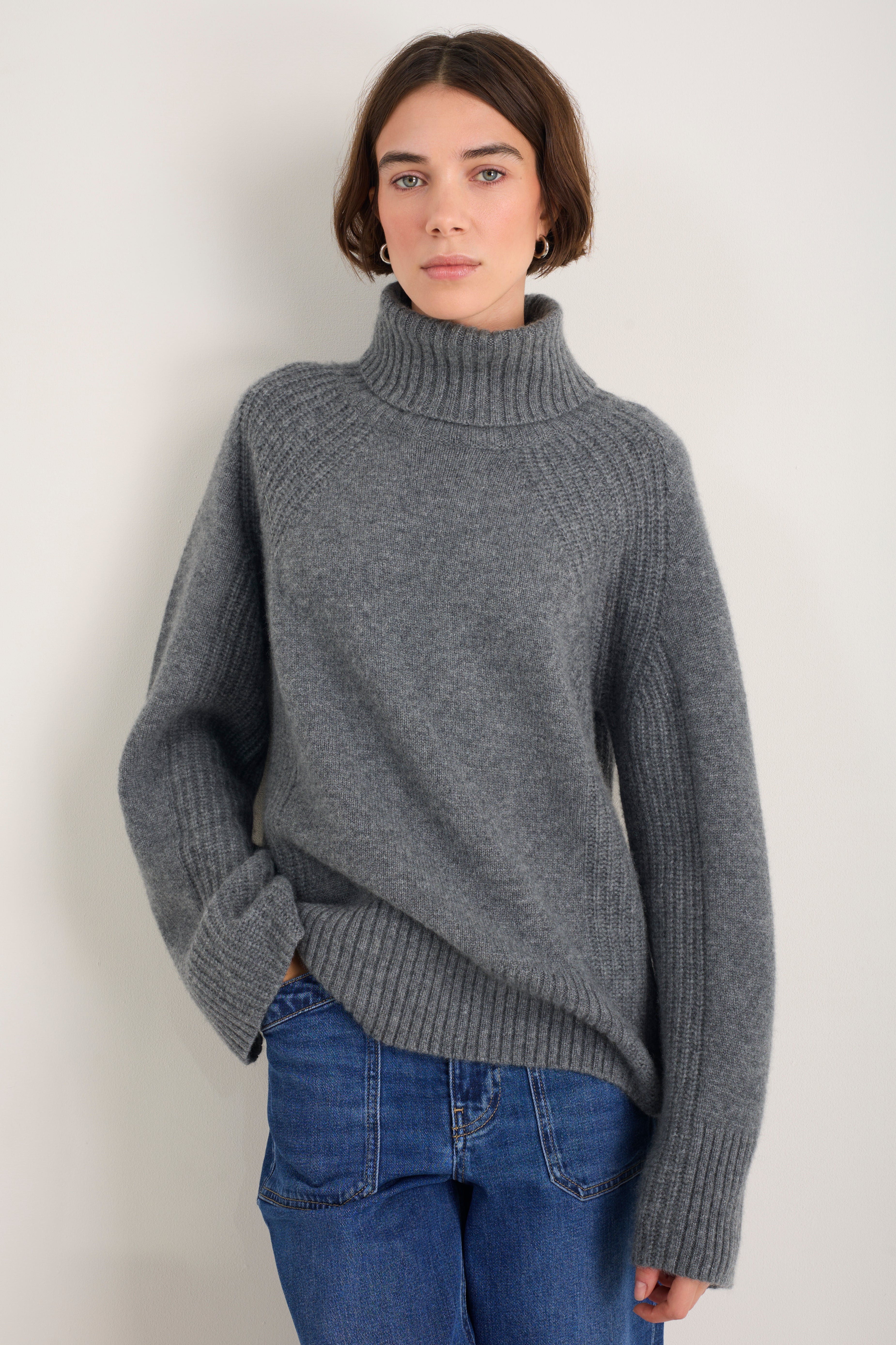 トップス carorie CREW NECK BIG RIB KNIT CHARCOAL Carolina Roll Neck Jumper - Charcoal – WYSE London