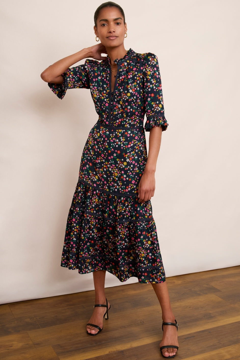 Jodi Floral Dress - Midnight – WYSE London