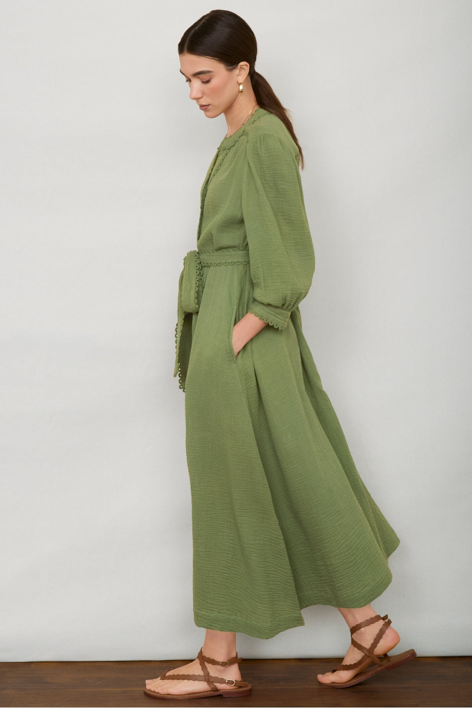 WYSE London - Misha Dress - Moss Green 1R WYSE London - Misha Dress - Moss Green 1R