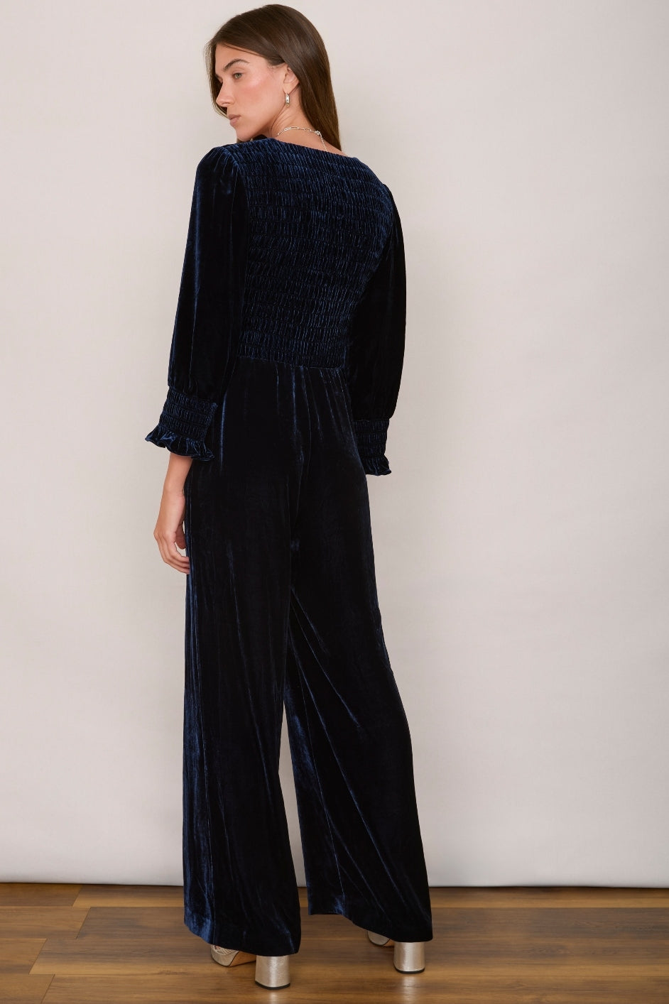 Monique Silk Velvet Jumpsuit - Midnight – WYSE London