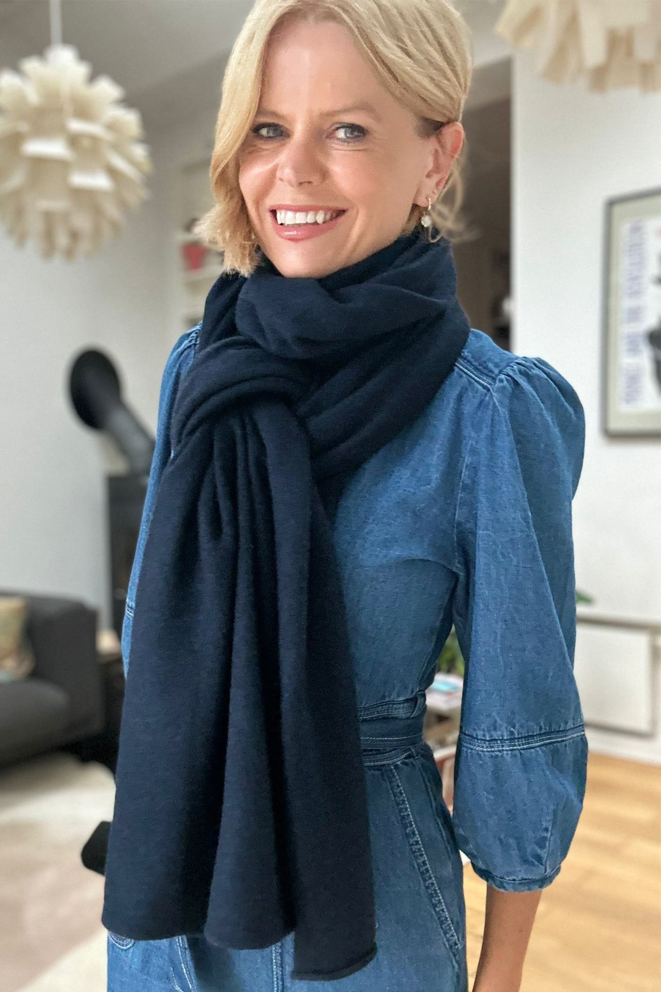 Mathilde Cashmere Scarf Midnight – WYSE London - Main Image