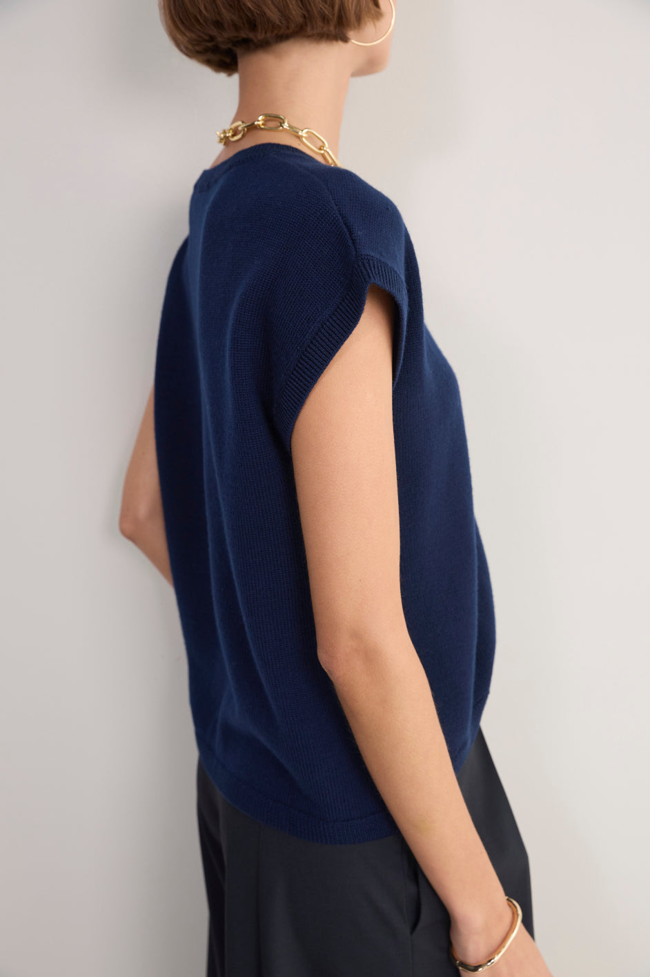Fleur V-Neck Tank - Midnight
