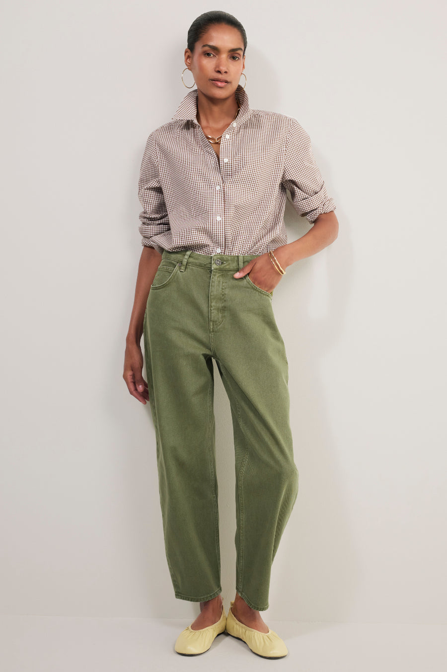 Abbey Barrel Leg Jean - Khaki