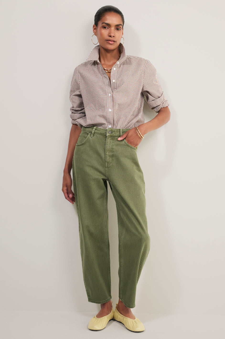 Abbey Barrel Leg Jean - Khaki