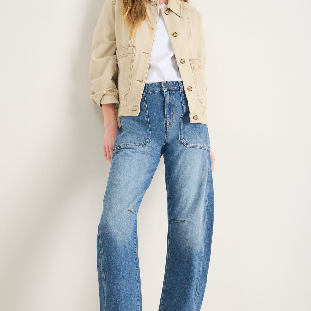 Amelia Carpenter Pocket Horseshoe Jean - Mid Wash