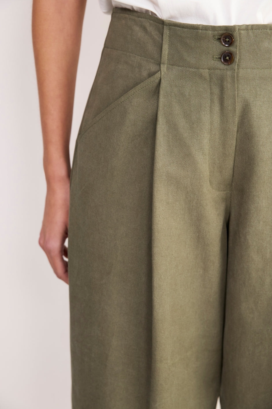 Aubrey Pleated Culotte - Olive