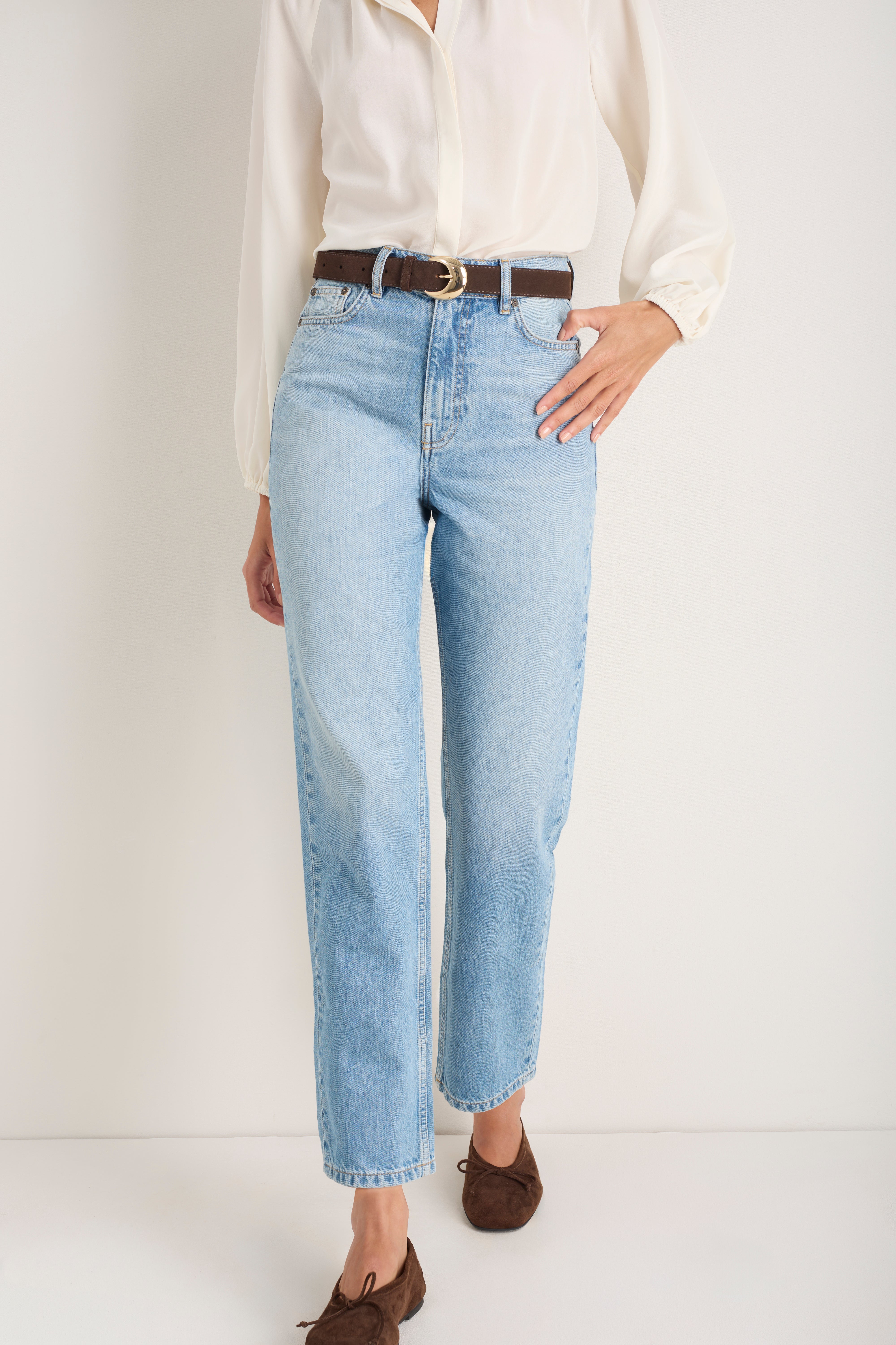 Cath x WYSE Signature Jean - Light Wash