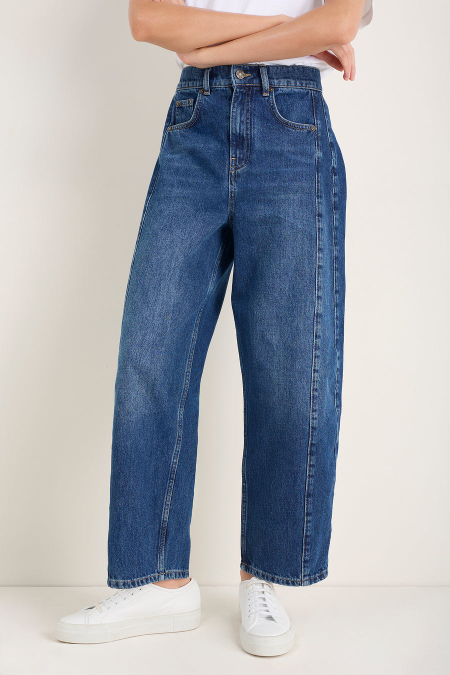 Charlie Curved Pocket Horseshoe Jean - Dark Mid Wash
