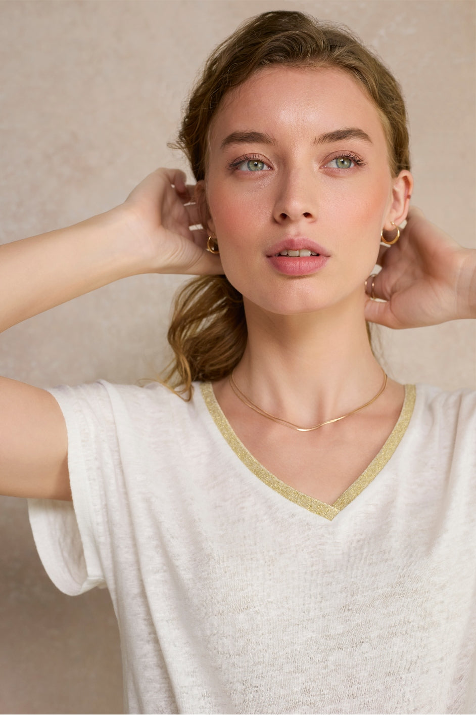 Chiara Linen V Neck Tee - White