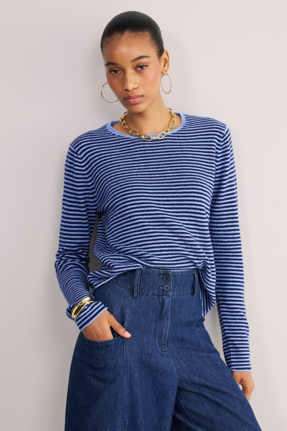 Chrissie Cashmere Jumper - Ecru/Midnight Stripe – WYSE London