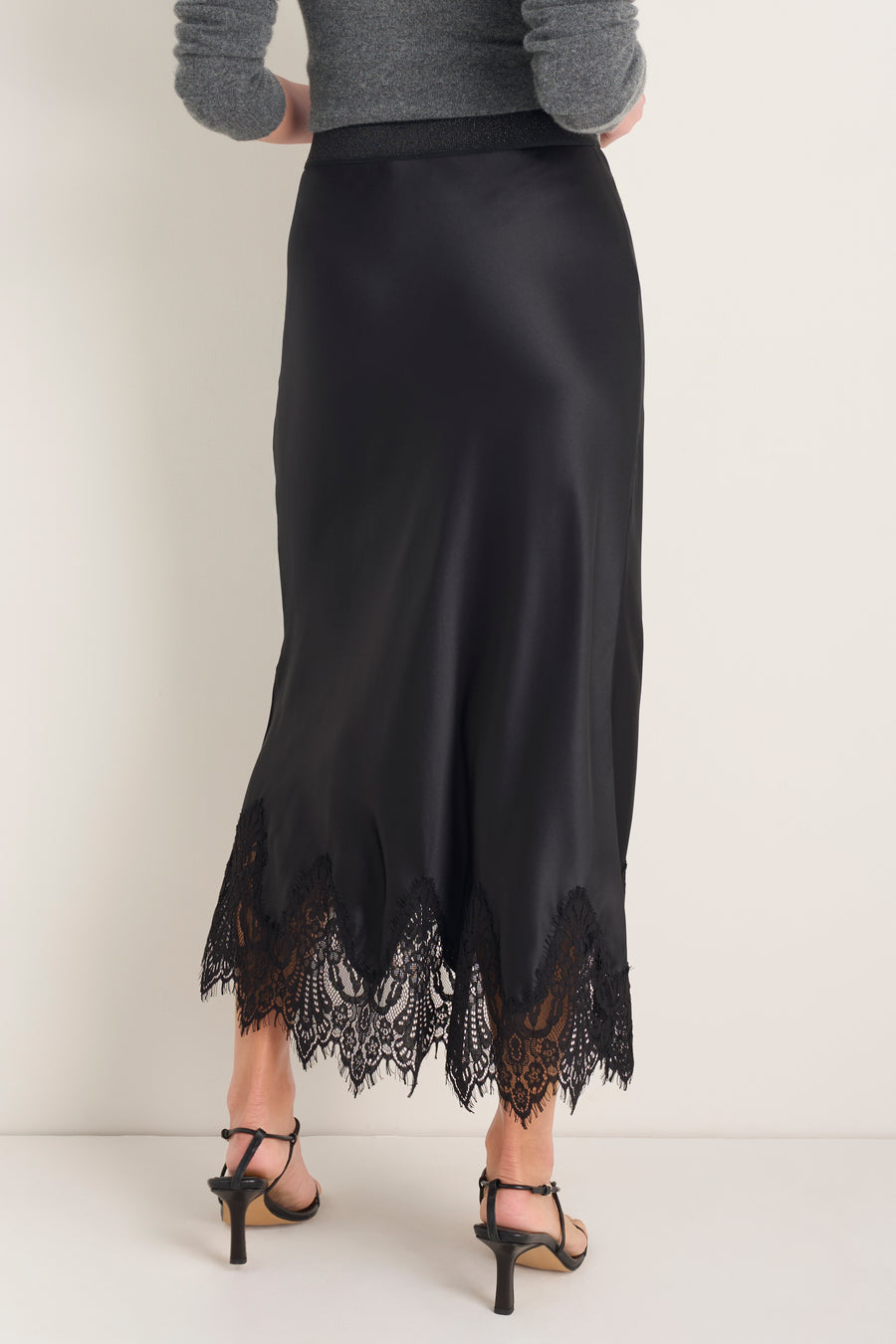 DB x WYSE Silk Lace Skirt - Black