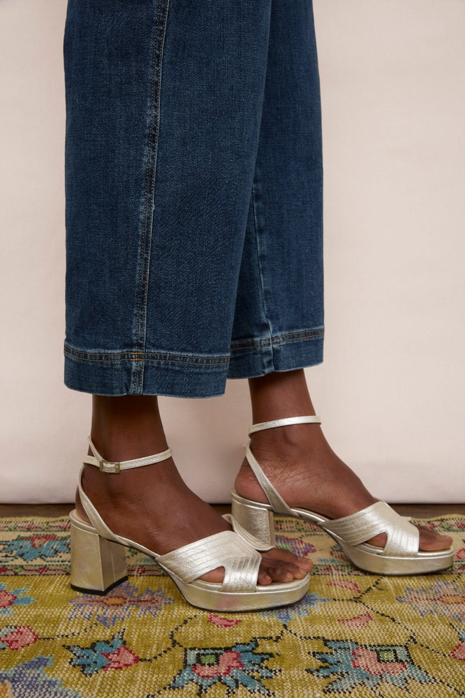 Bella Stitch Detail Low Heel Sandal Champagne – WYSE London