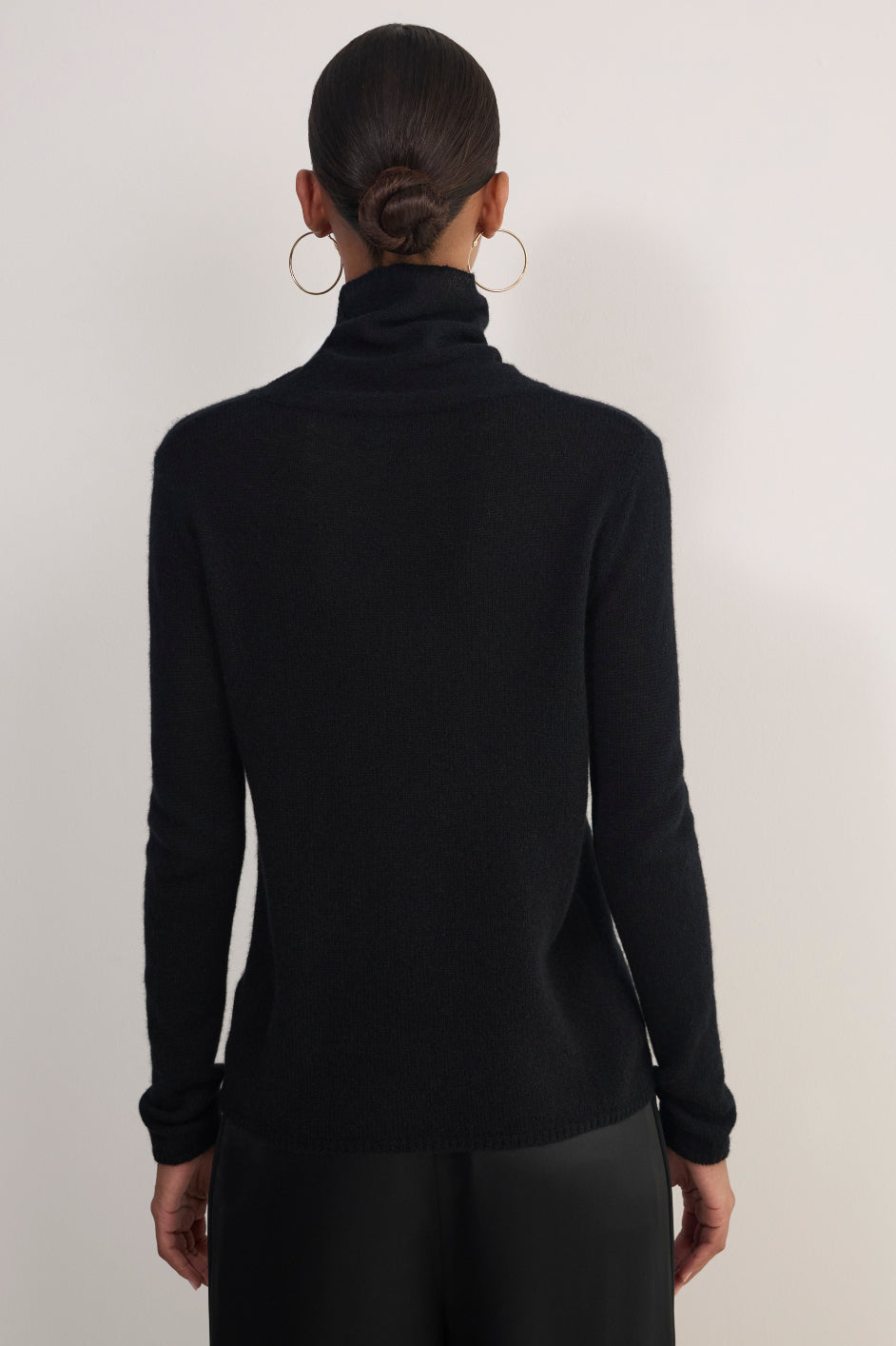 Erica Davies x WYSE Cashmere Roll-Neck Jumper - Black
