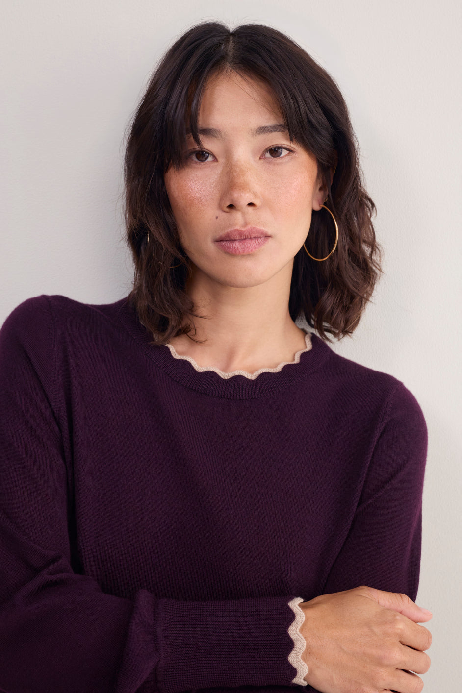 Fleurine Scallop Jumper - Aubergine/Oat Trim