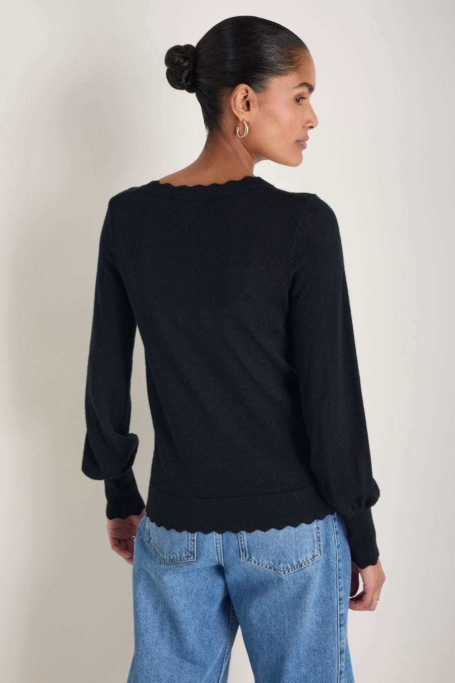 Fleurine Scallop Jumper - Black