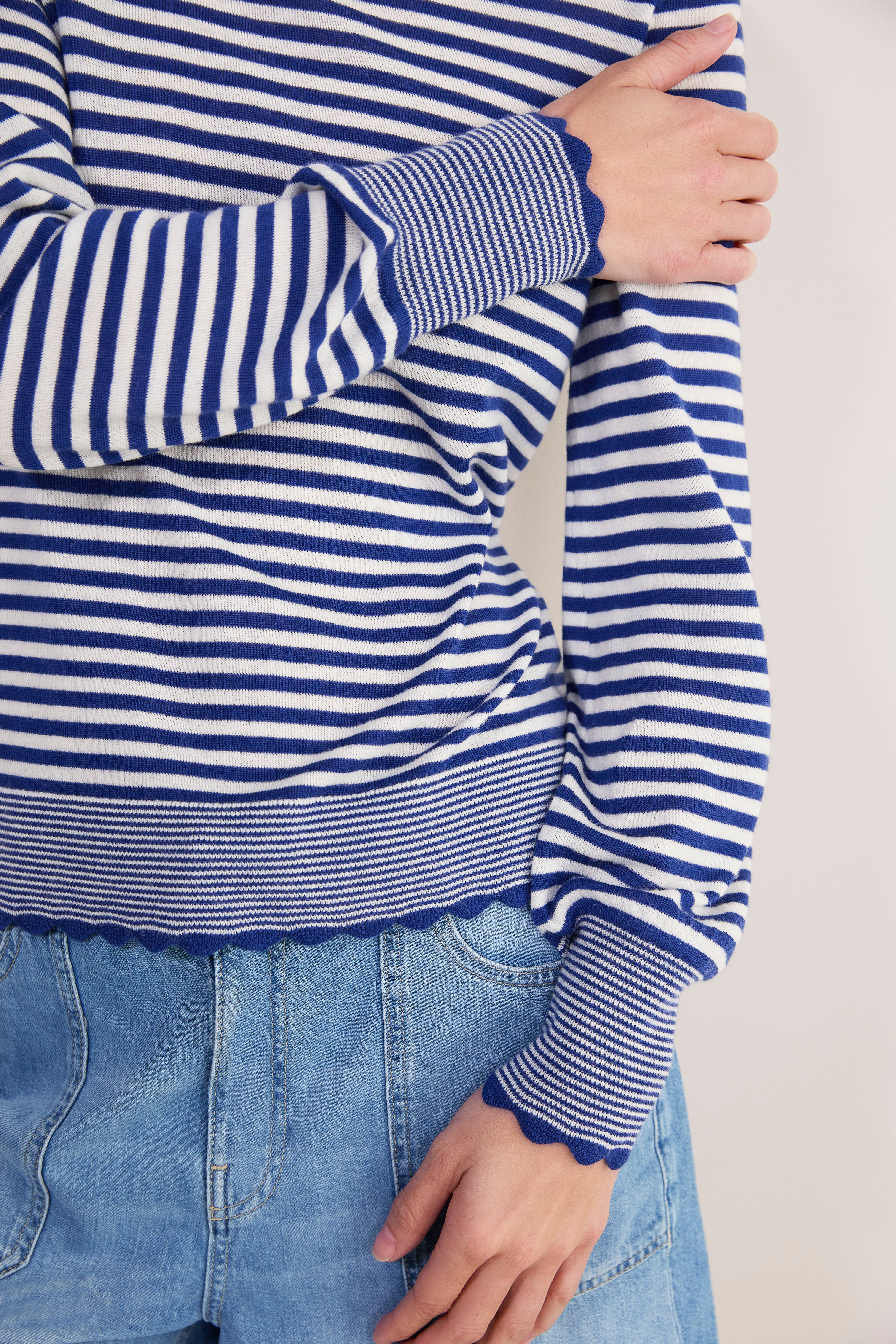 Fleurine Scallop Jumper - Midnight/Ivory Micro Stripe