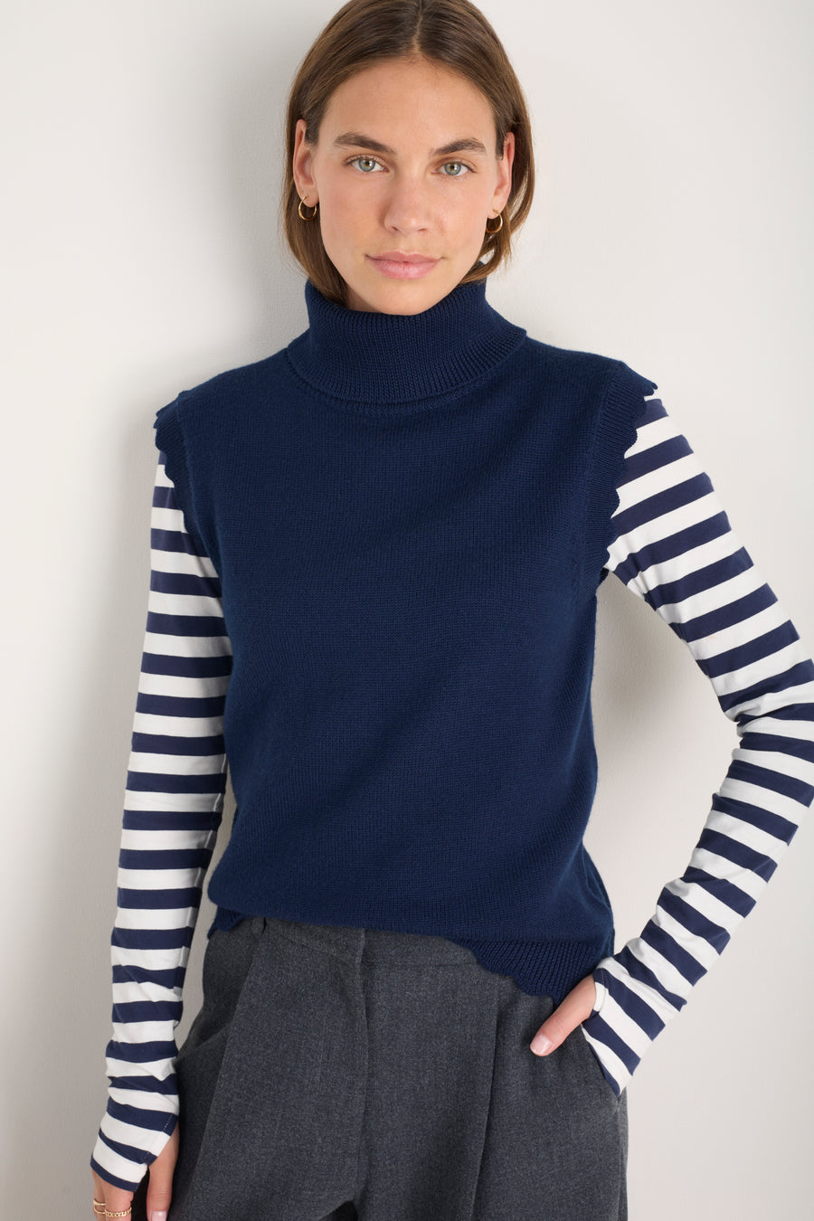 Fleurine Scallop Roll Neck Tank - Midnight