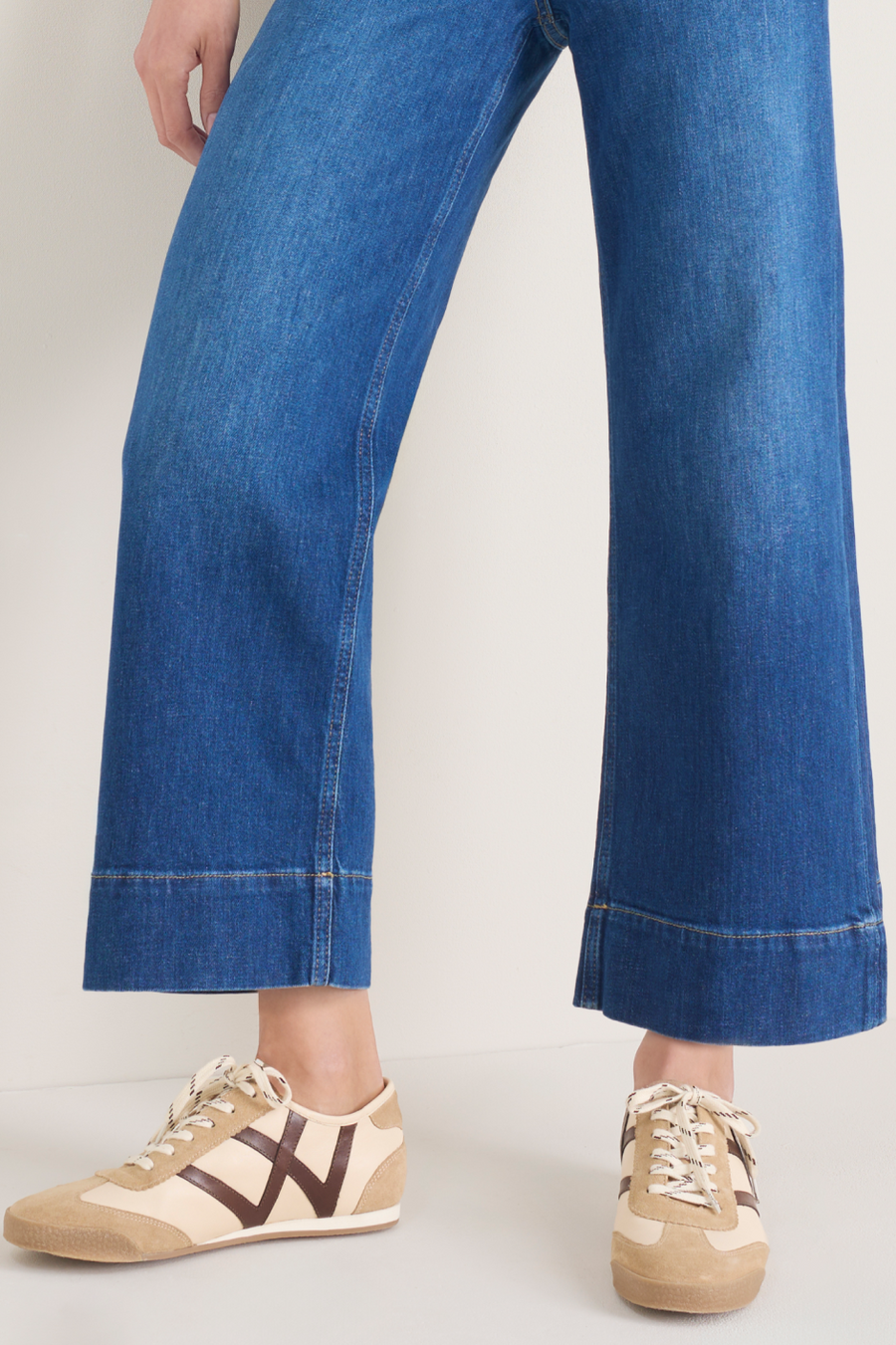 Gaia Trainer - Sand/Cocoa