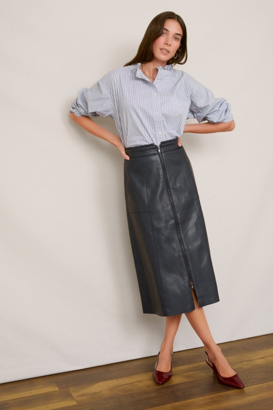 Zadie Faux Leather Skirt - Blue/Black – WYSE London