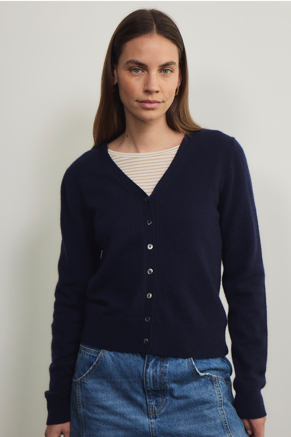 Katie Cashmere V-Neck Cardigan - Midnight