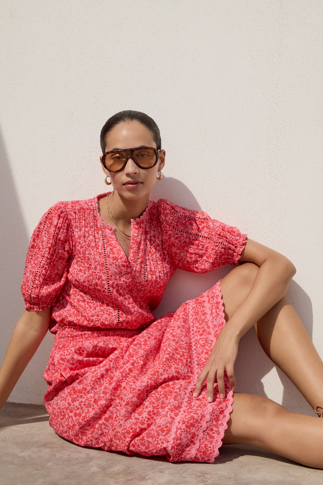 Melissa Blouse - Perfect Pink Daisy Floral