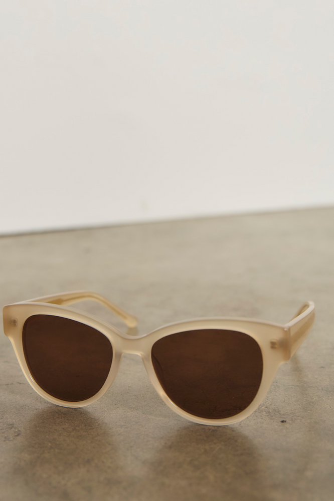 WYSE x Finlay Tavistock Sunglasses - Nude