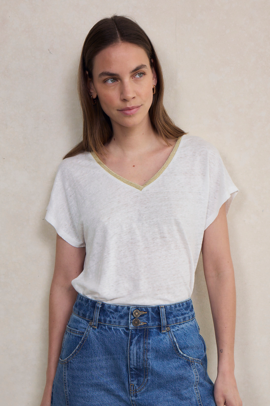 Chiara Linen V Neck Tee - White