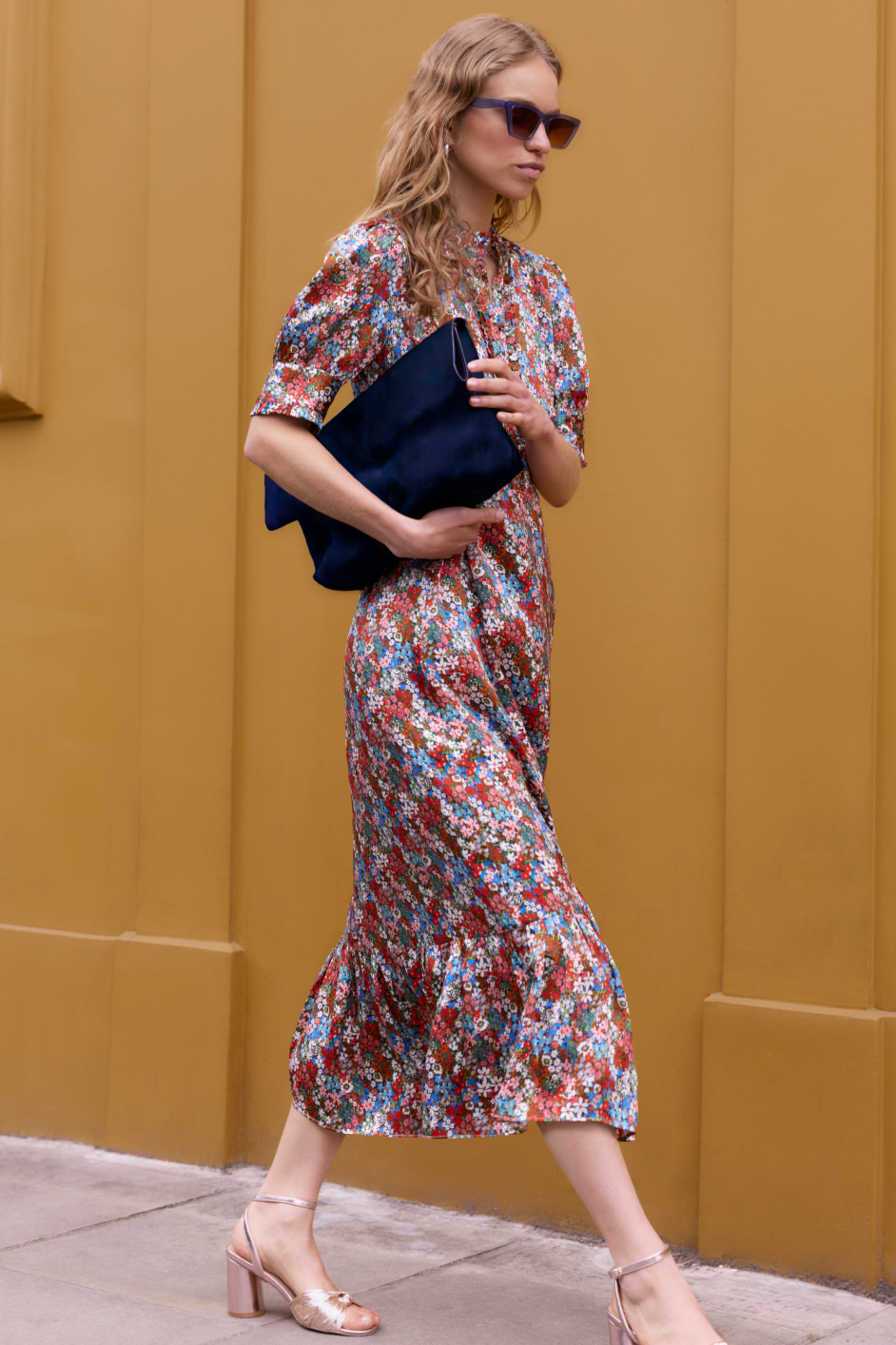 wyse denim dress Wyse: Isobel is Back
