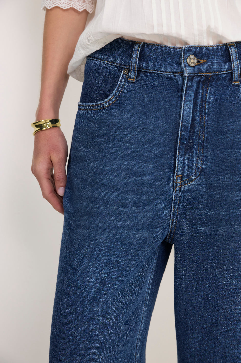 Imogen Cropped Wide Leg Jean - Mid Wash