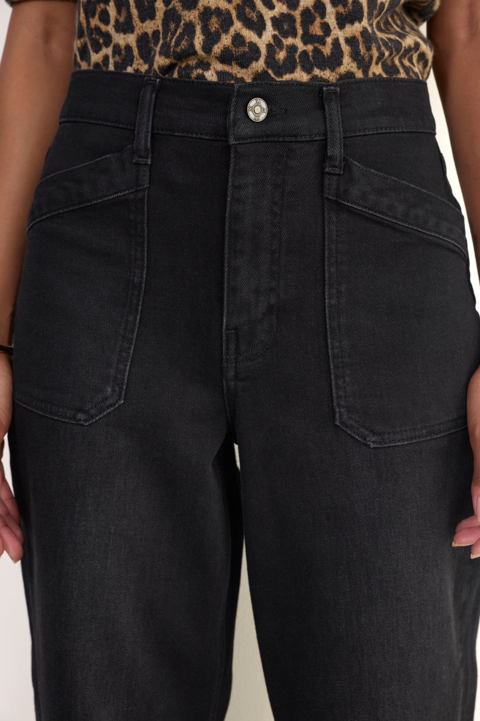 Kaya Cargo Barrel Jean - Washed Black