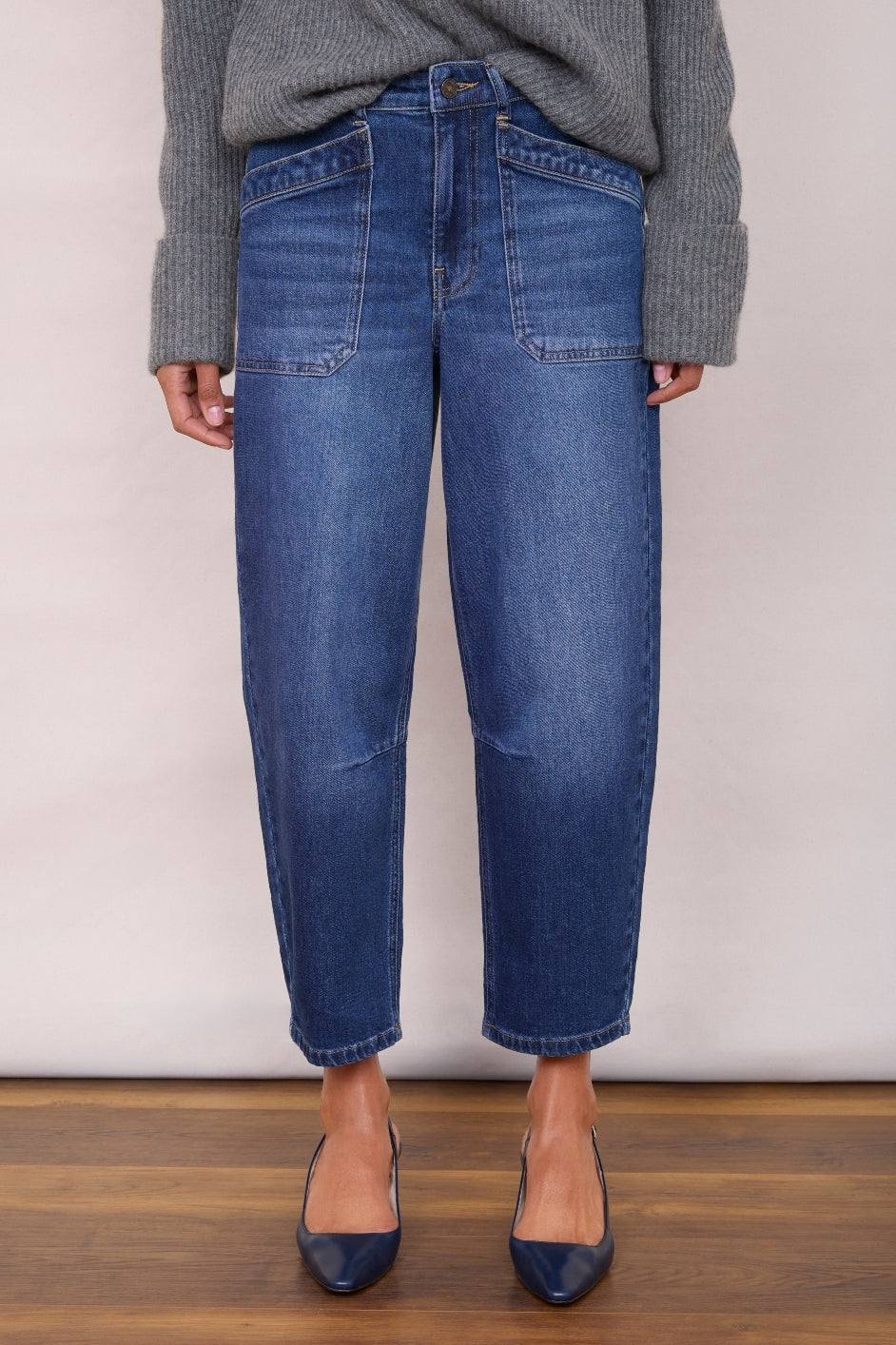 Flossie Carpenter Flare Cropped Jean - Mid Wash – WYSE London