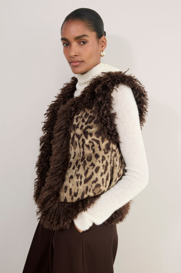 Lara Shaggy Faux Fur Reversible Gilet - Chocolate/Leopard