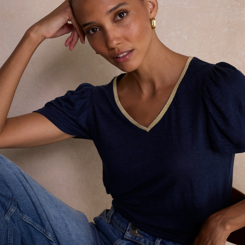 Lily Linen V-Neck Tee - Midnight