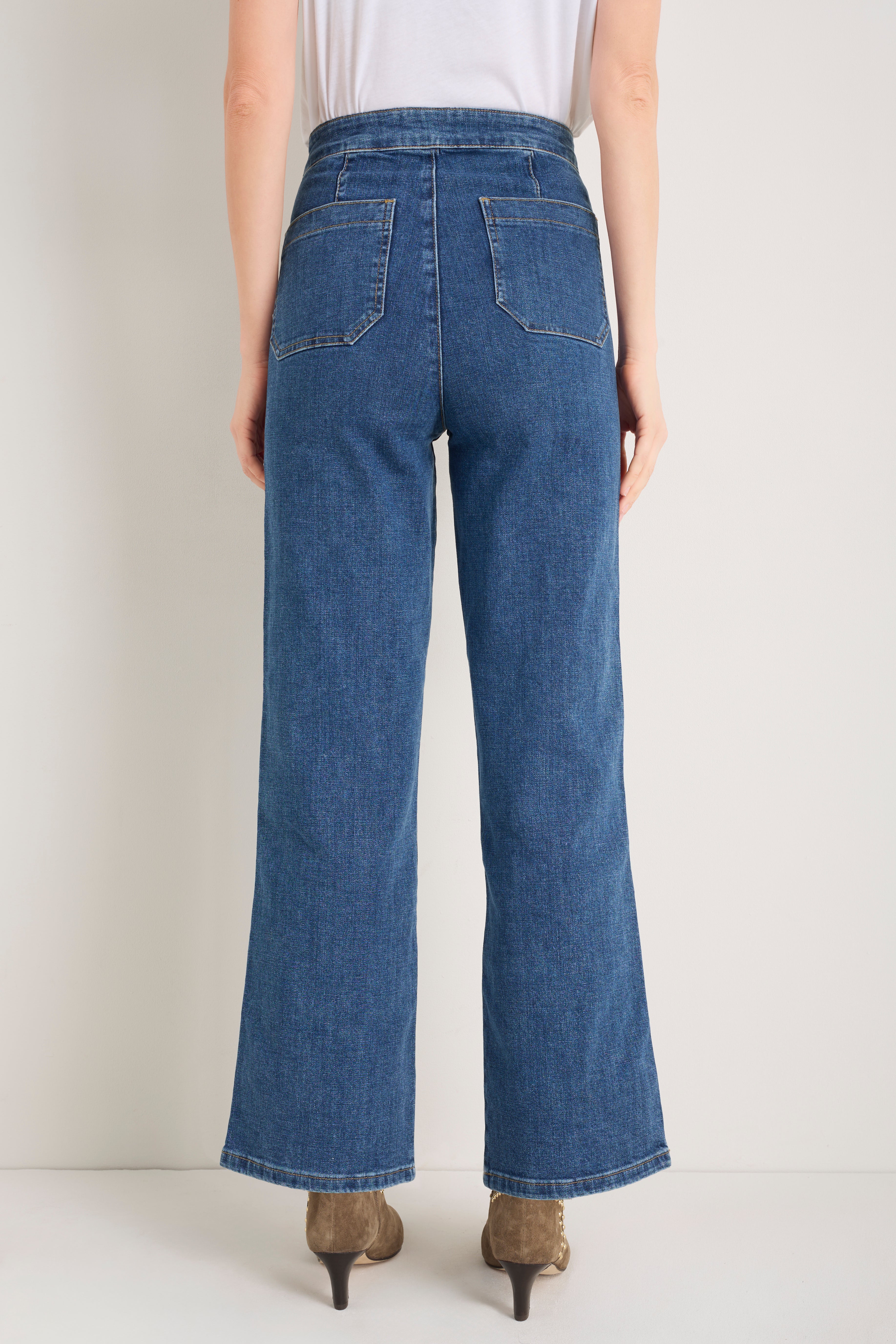 Mollie Patch Pocket Flare Jean - Mid Wash