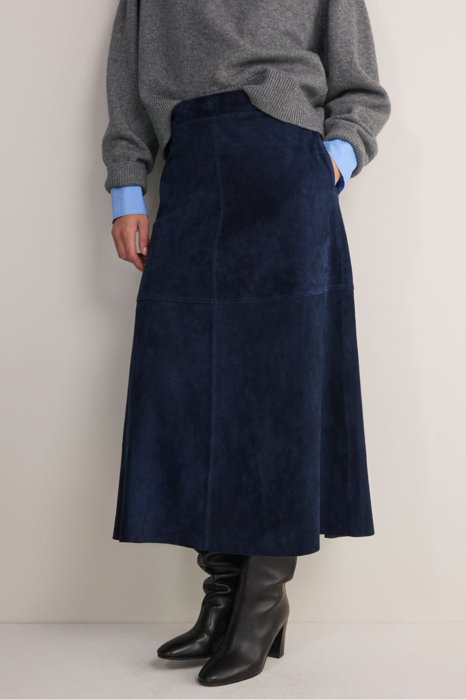 Mollie Suede Skirt - Midnight