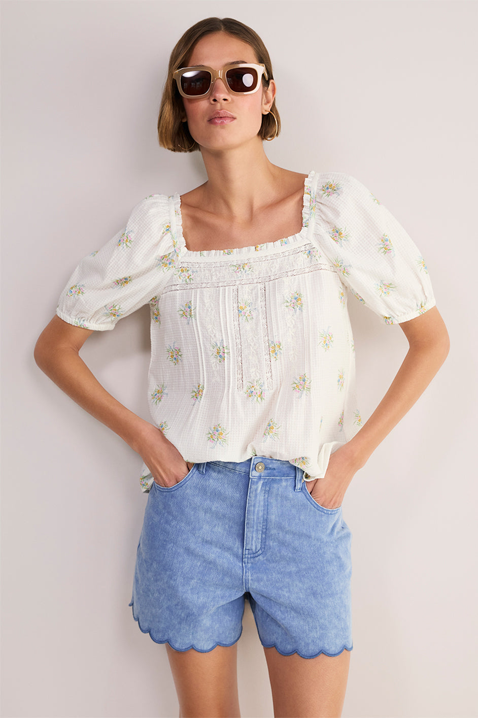 Narita Blouse - Ivory Floral Cluster