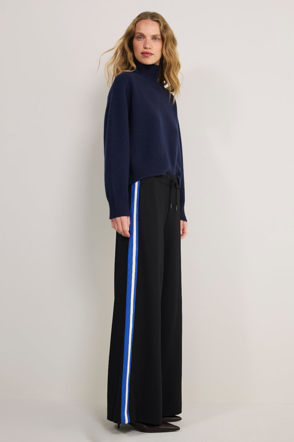 Penny Ponte Palazzo Trouser - Black