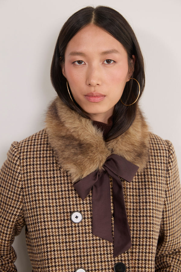 Leah Faux Fur Collar - Oatmeal