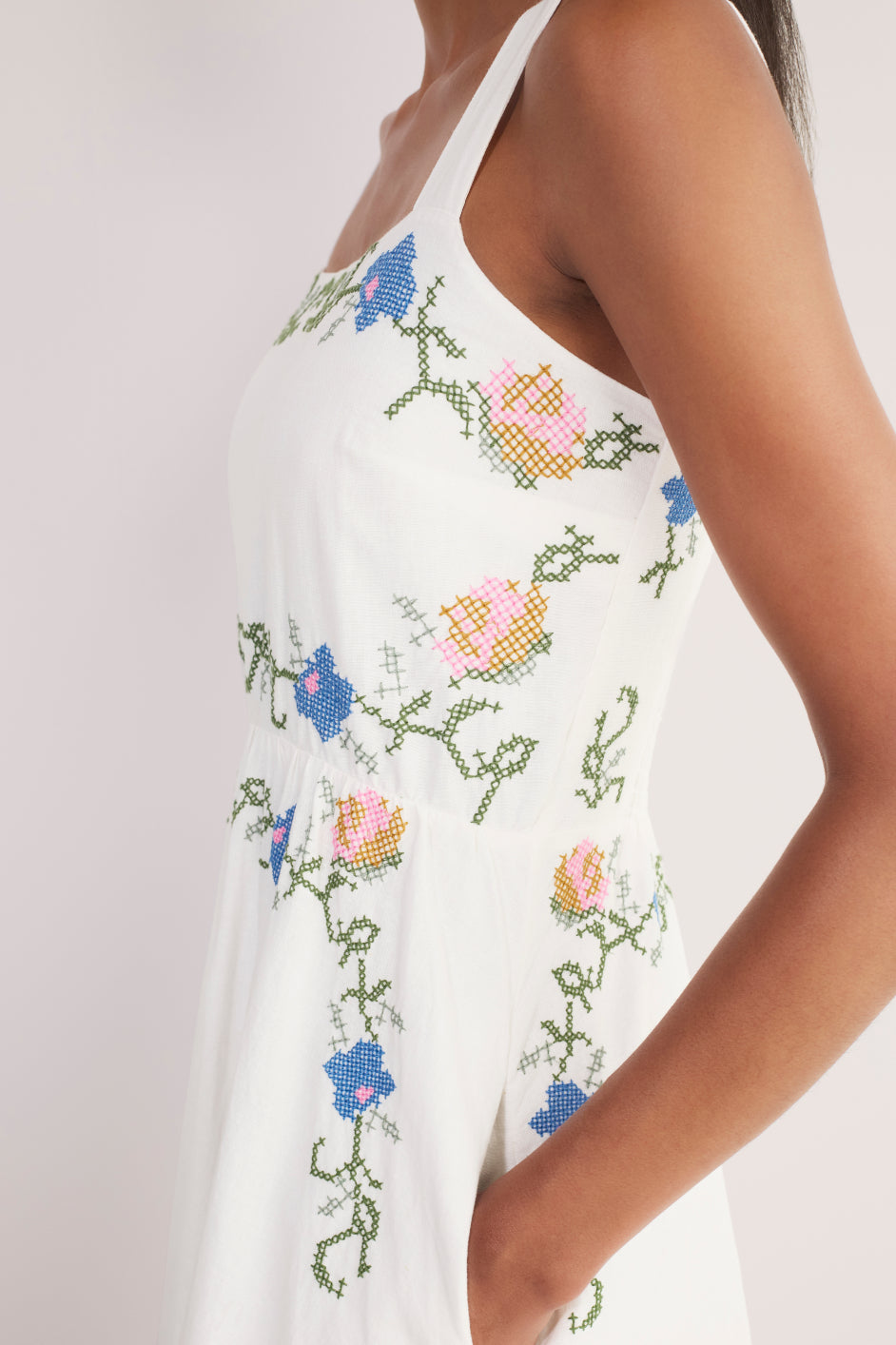 Reina Dress - Ivory Embroidered