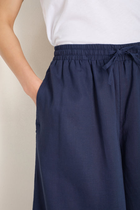 Romy Pull On Linen Culotte - Midnight