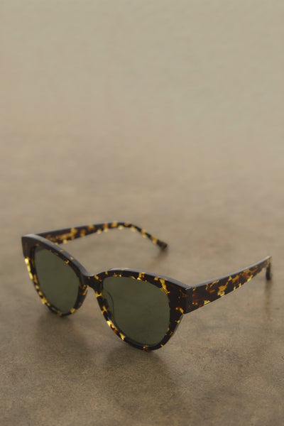 WYSE x FINLAY Henrietta Sunglasses - Turtle