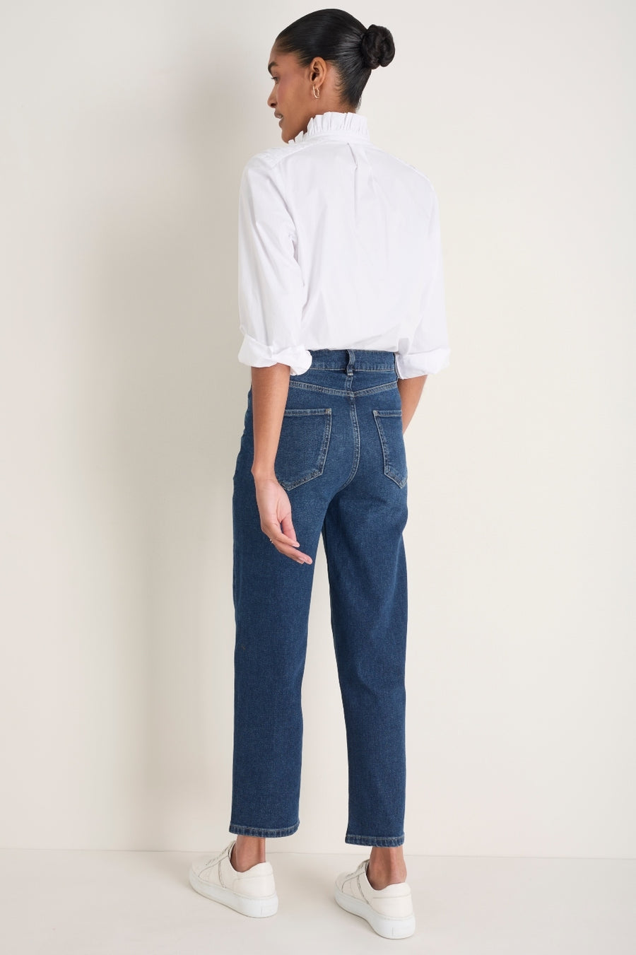 Saffie Straight Leg Jean - Mid Wash